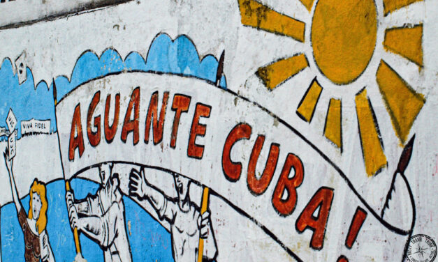 Political Slogans in Havana
